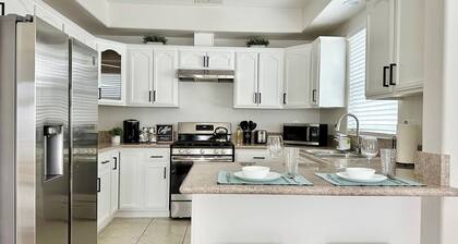 Luxe Los Angeles Retreat