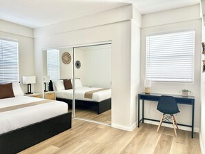 4 多间卧室、熨斗/熨衣板、WiFi、床单