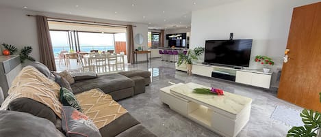 TV, stereo