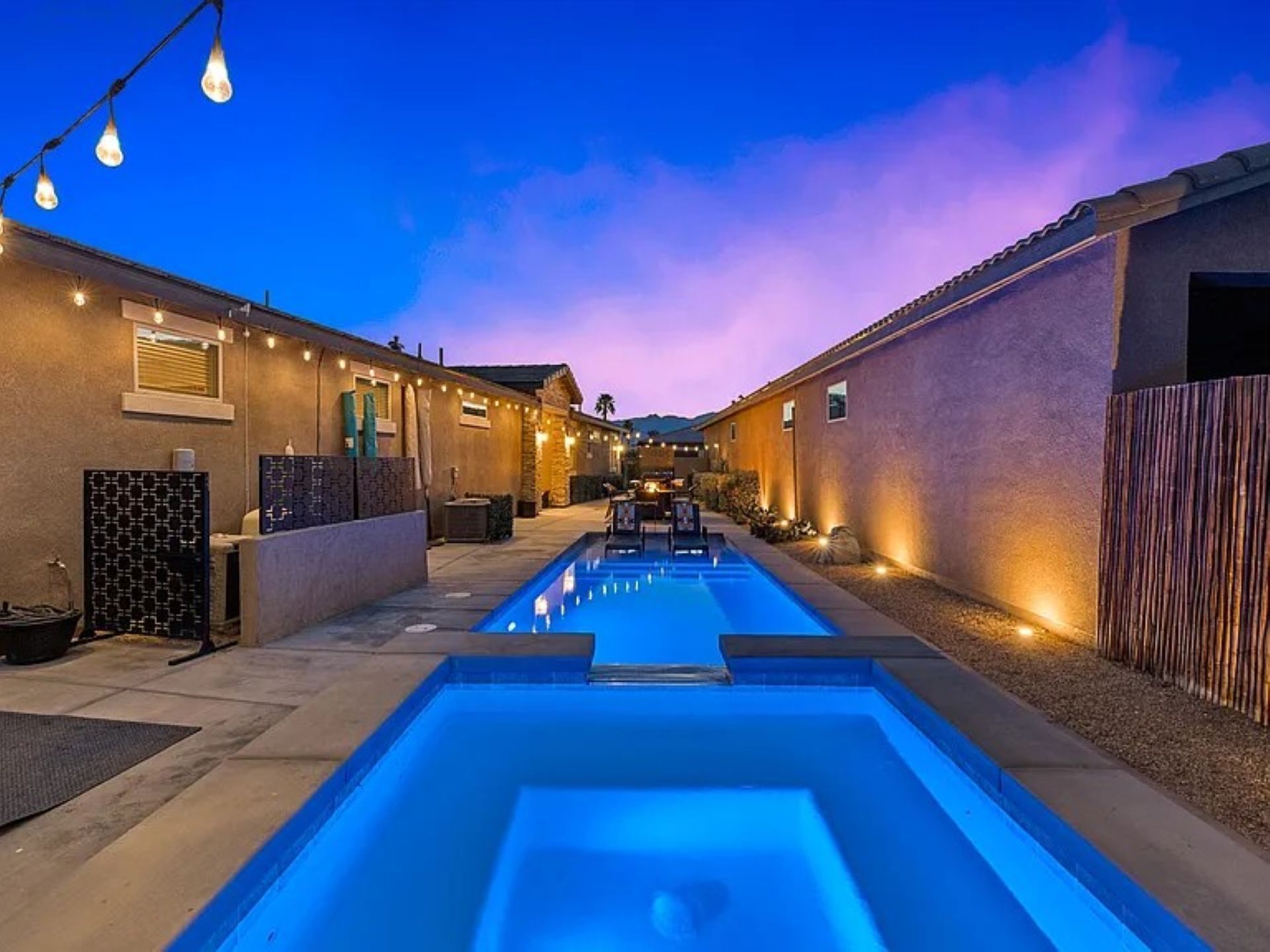 حمّام سباحة مُدفَّأ