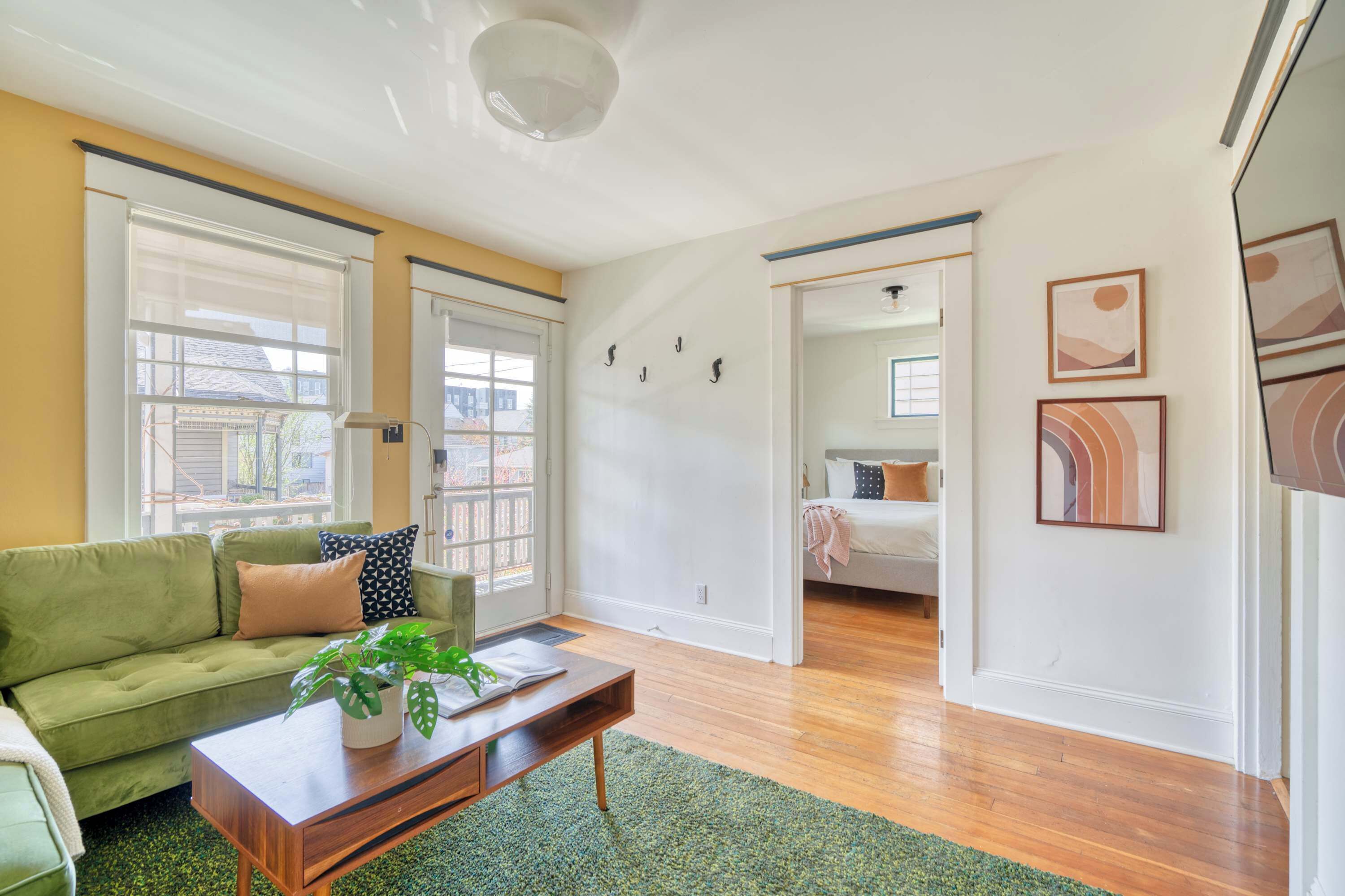 Télévision, espaces bureaux