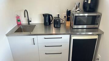 Fridge, microwave, coffee/tea maker, electric kettle