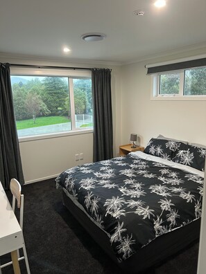 2 bedrooms, free WiFi, bed sheets - Maymorn Valley Stay (Upper Hutt)