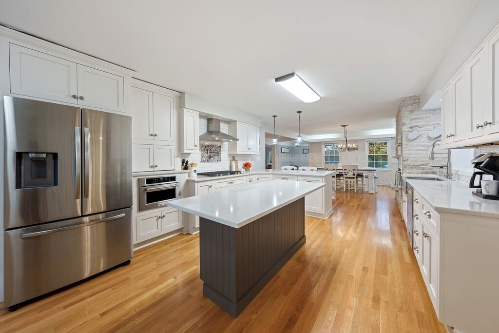 冰箱、微波炉、烤箱、炉灶