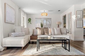 Smart-TV og stereoanlegg