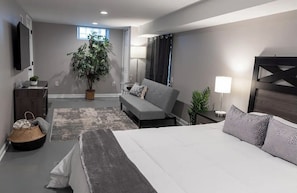 4 Schlafzimmer, Schreibtisch, Bügeleisen/Bügelbrett, kostenloses WLAN