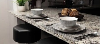 Modern Oasis, 20 minutes from Downtown