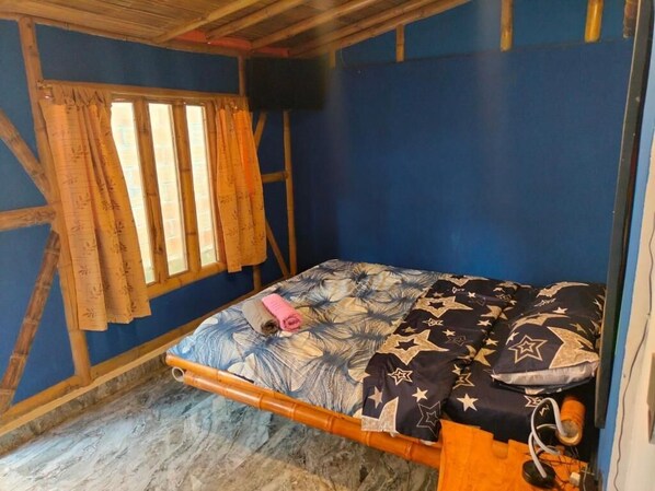 Deluxe Double Room, 1 King Bed, Non Smoking, Patio | Free WiFi