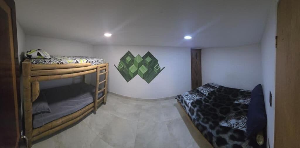 Habitación cuádruple, patio | Wifi gratis