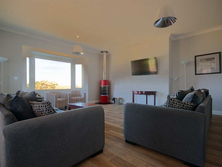 Chynoweth, Pet Friendly, Country Holiday Cottage In Crantock - Newquay