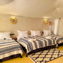 Ropa de cama de alta calidad, cunas gratuitas y wifi gratis