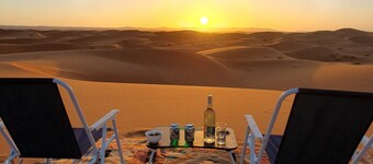 Sunshine luxury desert camp 