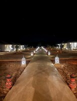 Ropa de cama de alta calidad, cunas gratuitas, wifi gratis