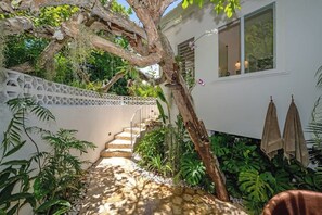 Property grounds - Abacus Villa (Montego Bay)