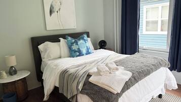 2 soverom, strykejern/-brett, wi-fi (inkludert) og sengetøy