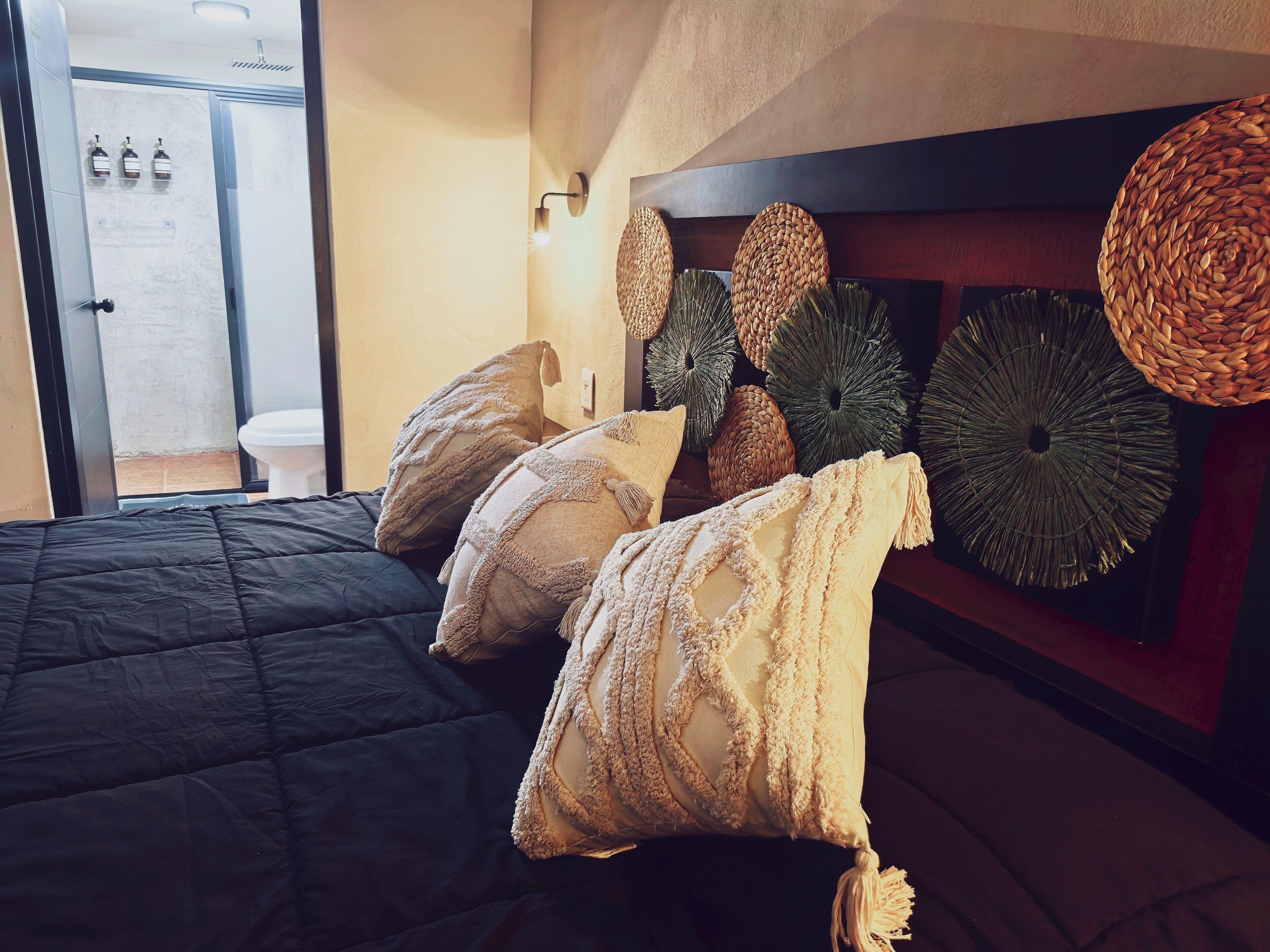 1 dormitorio, escritorio, wifi y ropa de cama