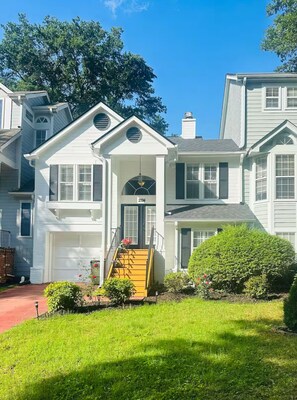 Exterior - Bright Home in Family Friendly Neighborhood (Smyrna)