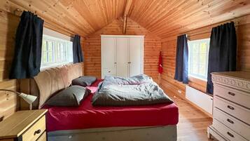 2 bedrooms, free WiFi