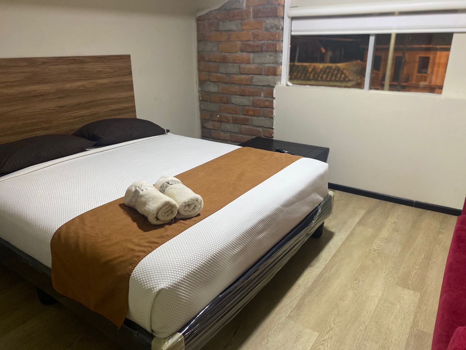 1 bedroom, internet, bed sheets