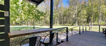 Cozy Couple’s Retreat on Pickwick Lake w/ Hot Tub