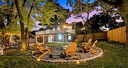 Beautiful Annapolis Home Near the Beach with a fitness room