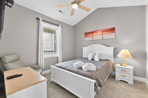 2 bedrooms, free WiFi, bed sheets - Swing by golf | unwind here | Myrtle comfort | Magnolia Place 4717-303 (Myrtle Beach)