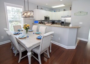 Dining - World Tour 306 (Augusta Building) (Myrtle Beach)
