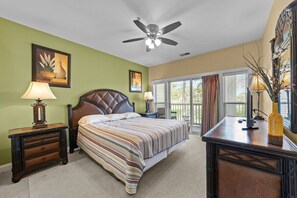 3 bedrooms, free WiFi, bed sheets - Large and beautifully decorated 3BR/3Ba Golf Villa (Myrtle Beach)