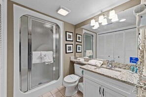 Shower, towels