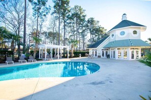 Pool - Private 2BR Condo w/ Stellar Golf Course Views (Myrtle Beach)