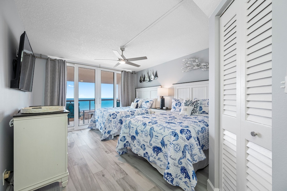 🌊 CBC 2-7F | Beachfront Bliss w/ Gulf Views | 2BR Condo in Clearwater