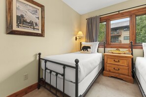 3 多间卧室、熨斗/熨衣板、旅行婴儿床、免费 WiFi