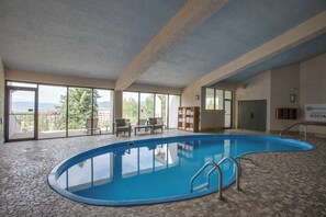 Een verwarmd zwembad