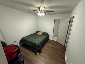 2 bedrooms, free WiFi, bed sheets - Cozy 2-bedroom townhome in awesome Sapulpa with AC (Sapulpa)