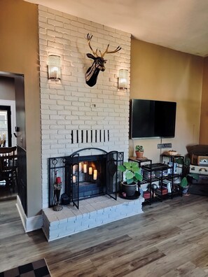 Interior - Stag & Sparrow- old-world Victorian (Salem)