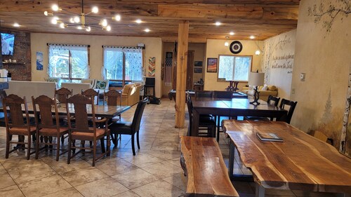 Private Mountain Retreat -Ski & Spa Getaway