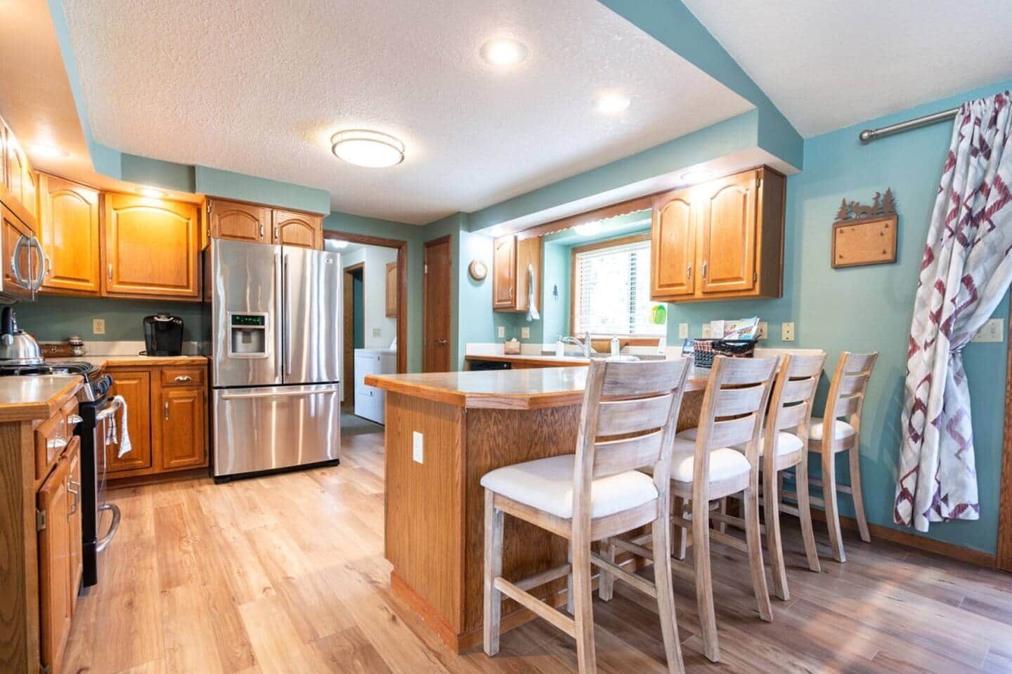 ثلاجة، ميكروويف، فرن، موقد طهي مسطح