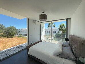 3 habitaciones, wifi gratis y ropa de cama