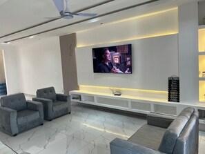 Interior - 1BR Ultra Modern House in Gbawe (Accra)