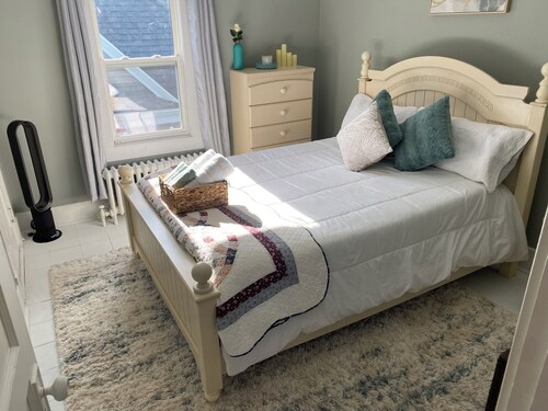 Beautiful 1920’s home in the heart of Sydney!