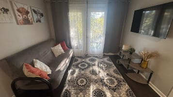 TV