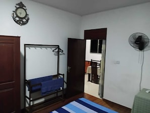 1 bedroom, iron/ironing board, free WiFi - Yala Quest Safaris/Tours/HomeStay - Tissamaharama (Mahasenpura, Tissamaharama)