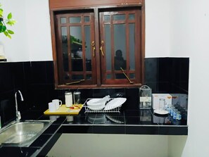 Handtücher, Seife, Toilettenpapier