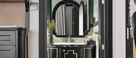 Deluxe Double Room, Balcony, Lake View | Bathroom | Separate tub and shower, hair dryer, slippers, towels