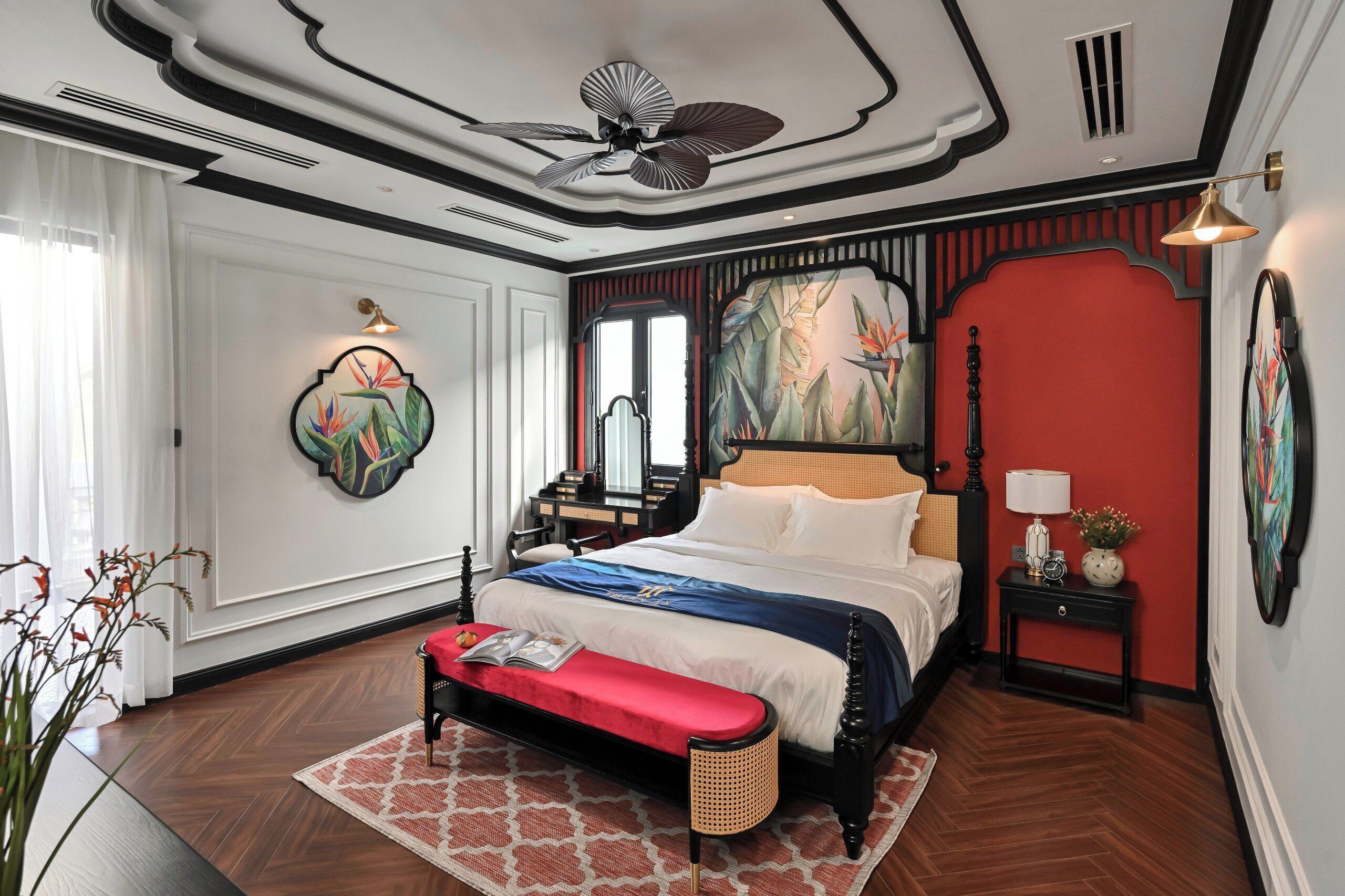 Superior Double Room, City View | In-room safe, desk, laptop workspace, soundproofing