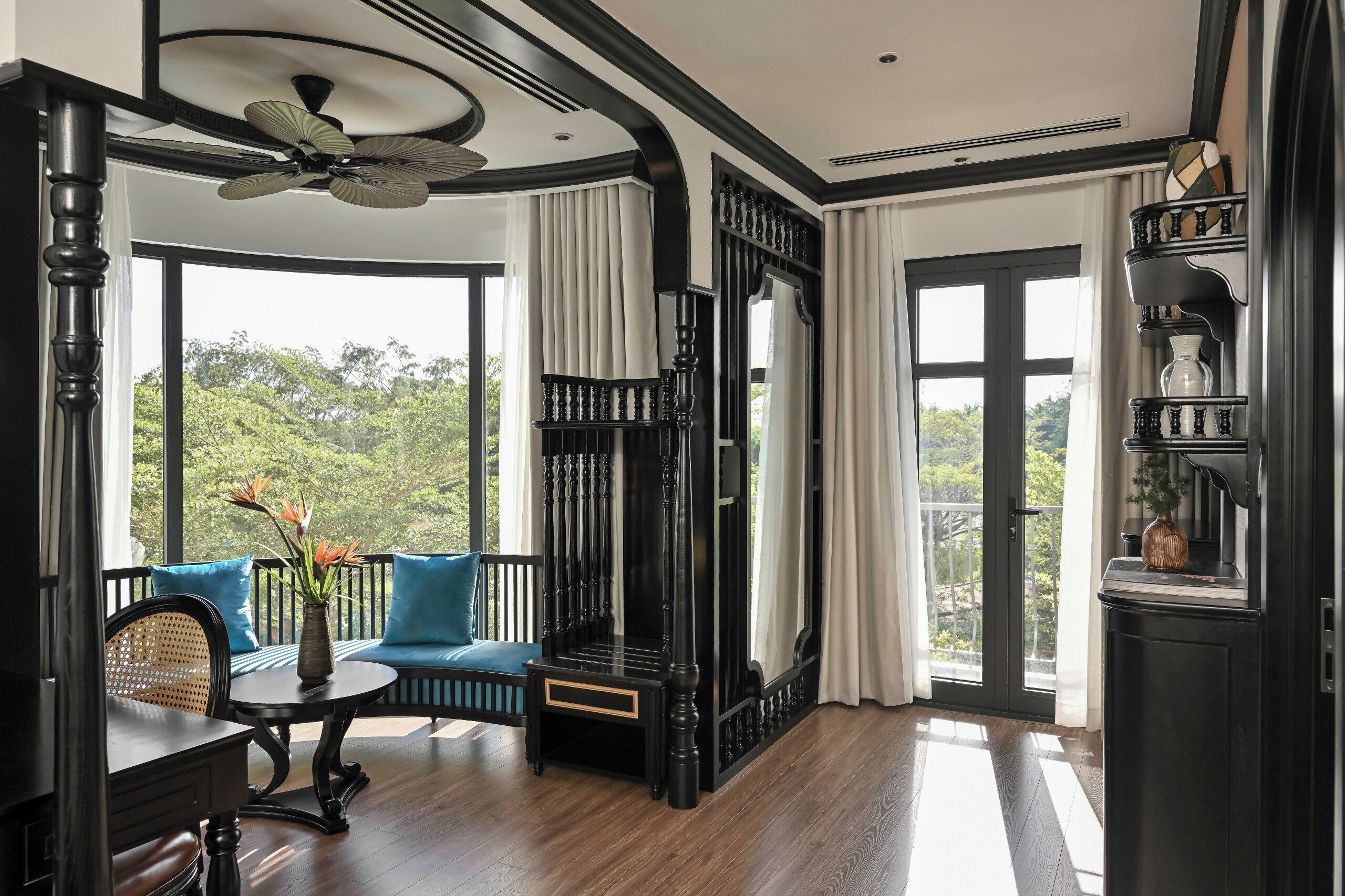 Deluxe Double Room, Balcony, Lake View | Terrace/patio