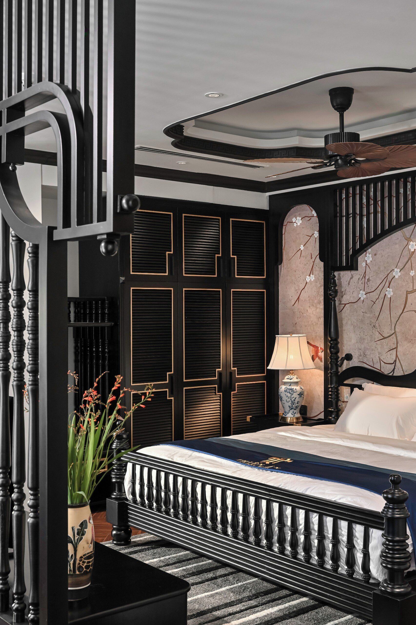 Luxury Double Room, Balcony, City View | In-room safe, desk, laptop workspace, soundproofing