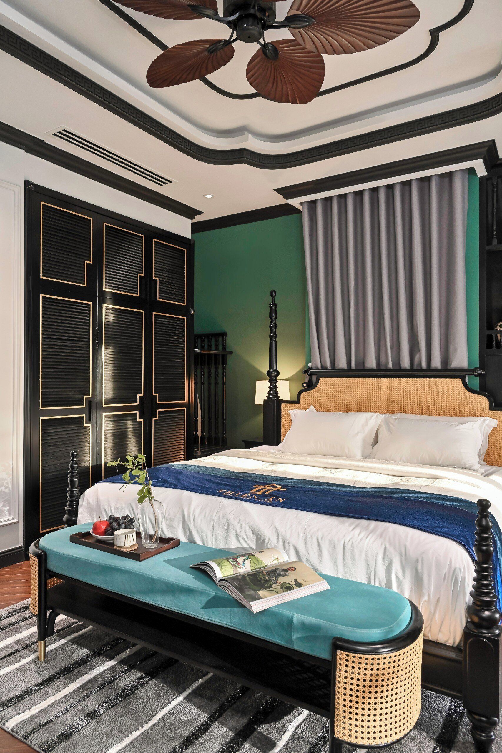 Basic Double Room, Balcony, Lake View | In-room safe, desk, laptop workspace, soundproofing