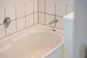 مجففات شعر، مناشف