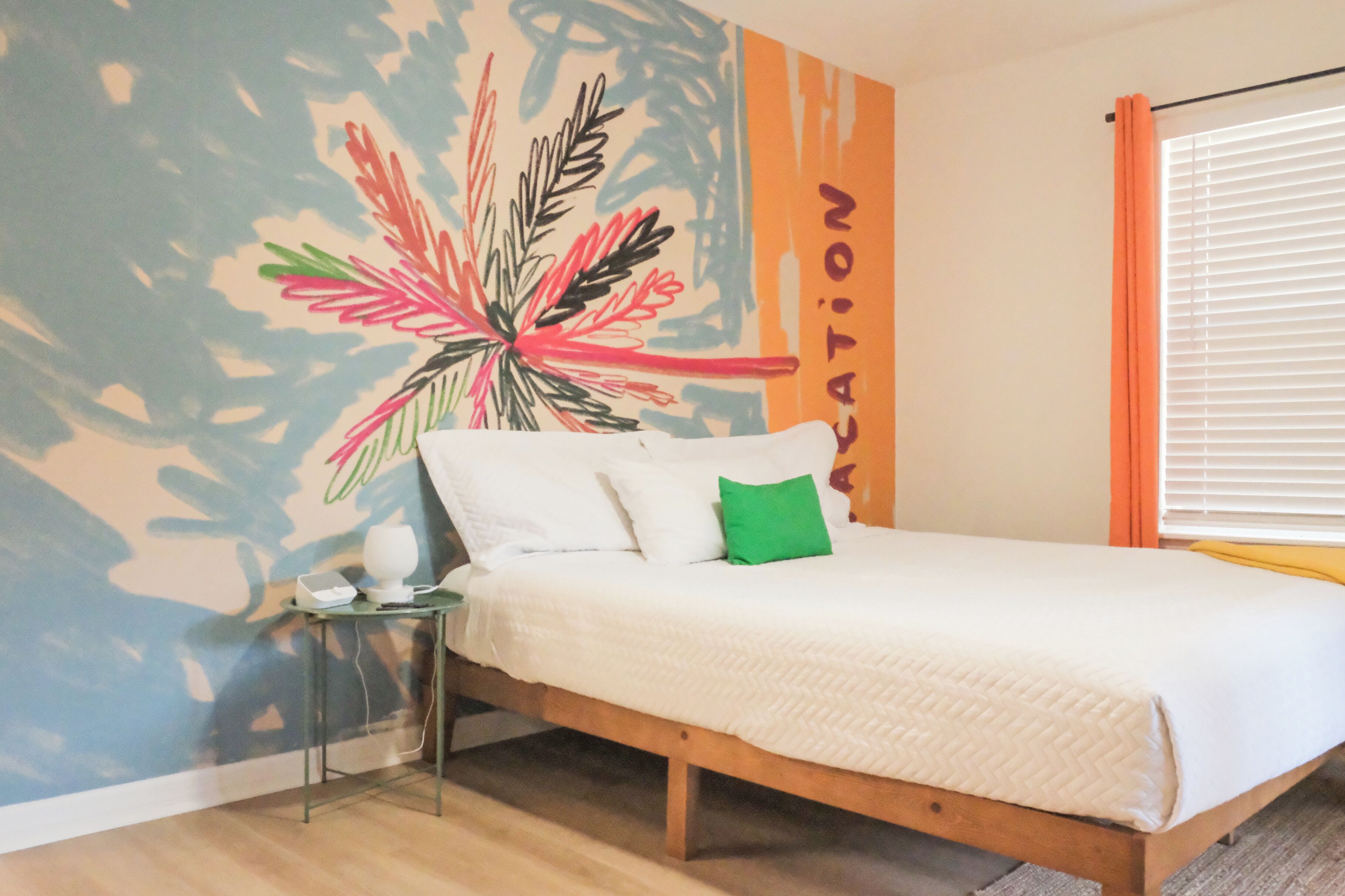 3 camere, una scrivania, ferro/asse da stiro, Wi-Fi gratuito